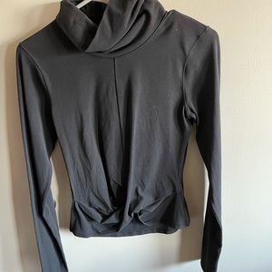 Lululemon turtleneck